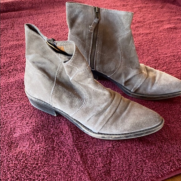 9 West 6M Taupe Suede Booties - Picture 1 of 2